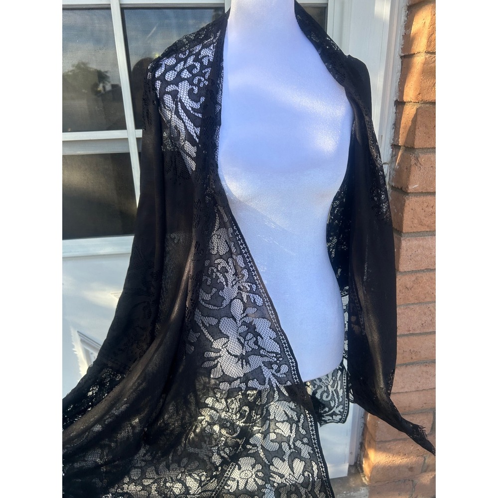 Black Floral Lace Kimono Cardigan Sheer Open Front Wrap Eyelash OSFM Festival - Picture 3 of 8